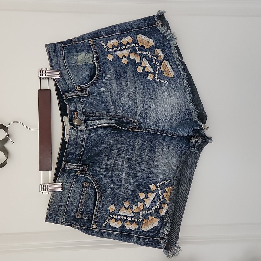 Free People Tulum Lana Embroidered Raw Hem Denim Shorts Size 29